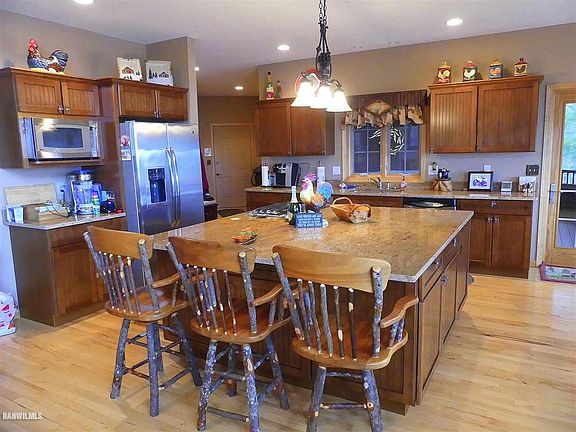 2nd image of 24-76 Saddlewood Ln