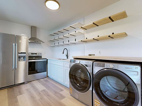 3rd image of 206 Prince Ave #208-A