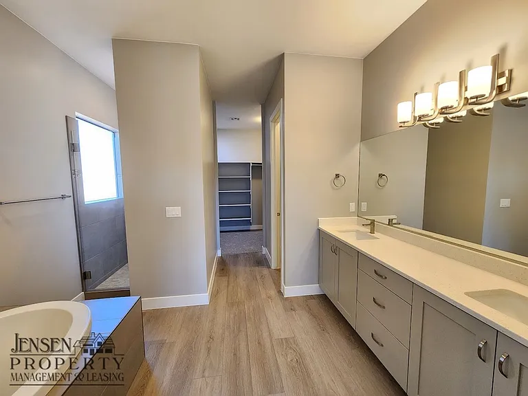1333 W Broad Point Dr — Photo 22
