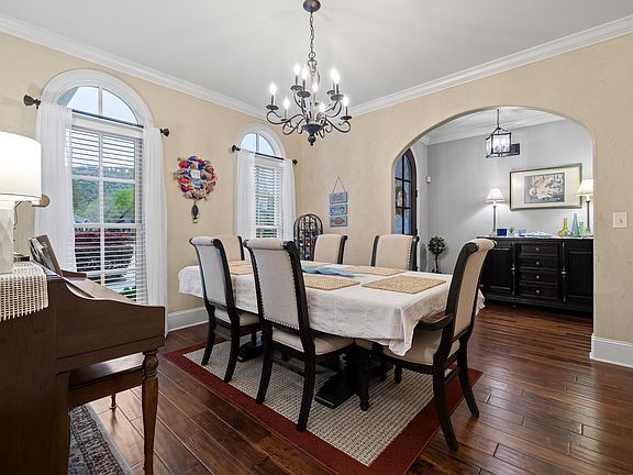 4th image of 539 Osprey Way