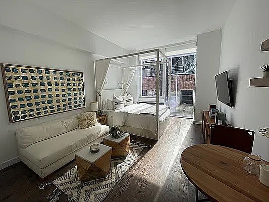 3rd image of 102 Charlton St #19D