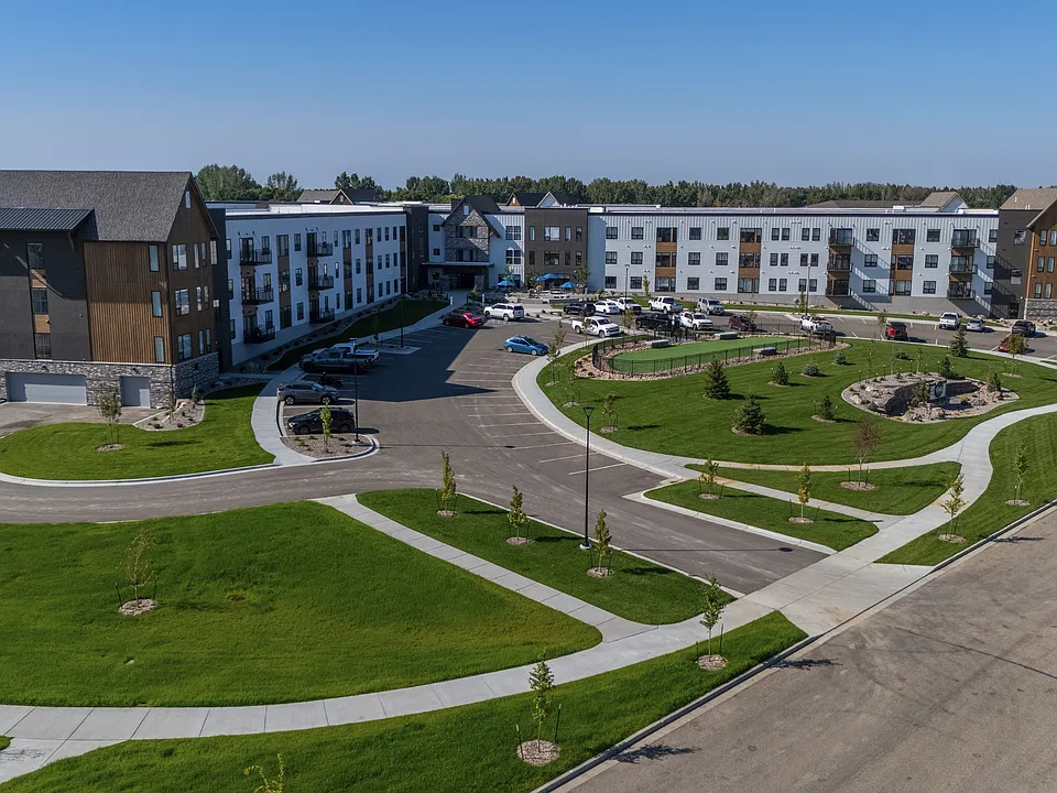 The Earl Apartments and Twin Homes