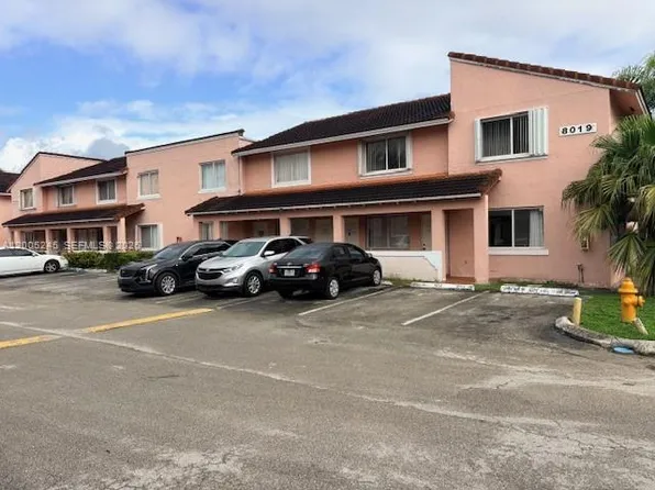 8019 Lake Dr APT 103, Doral, FL 33166