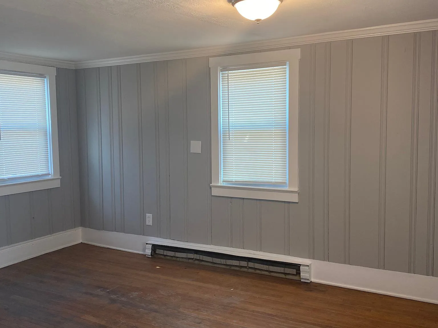 556 Franklin St — Photo 4
