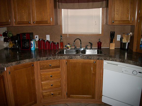 3rd image of 2407 1st St