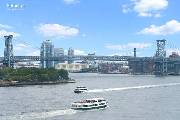 Rented by Sotheby's International Realty | media 35