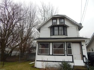 1268 W Waterloo Rd, Akron, OH 44314