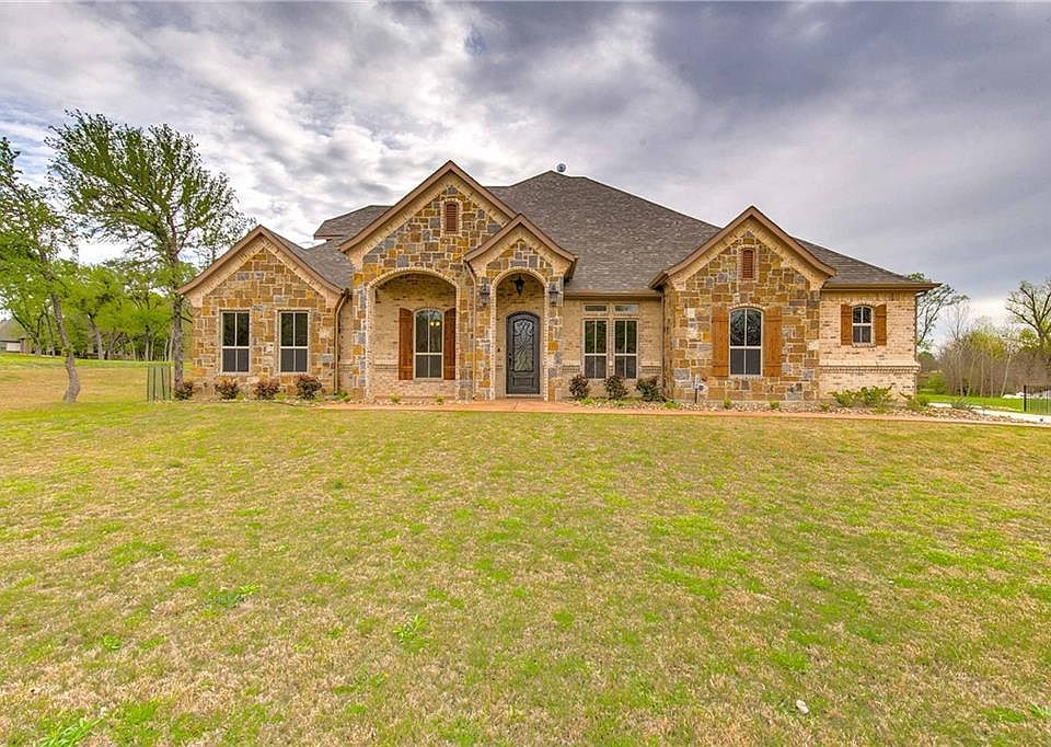 1st image of 10525 Estancia Ct