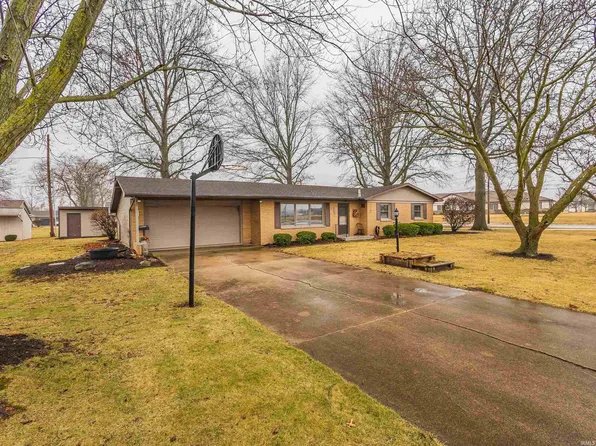 1224 W Clark St, Berne, IN 46711