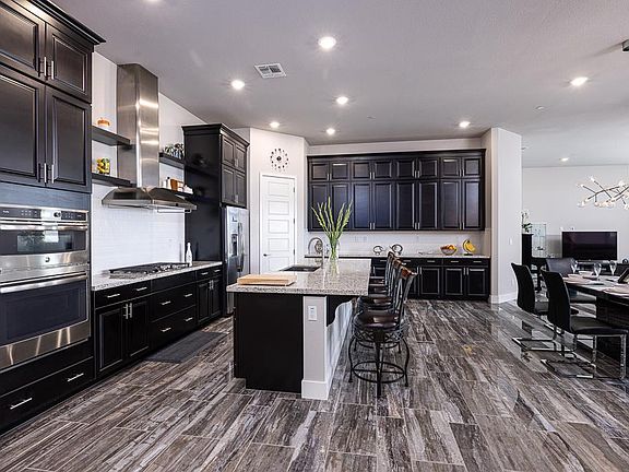 5th image of 5087 Trailside Dr