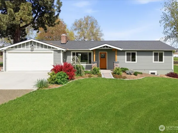 919 Stanley Drive, College Place, WA 99324