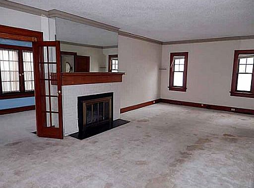 2nd image of 829 Belmonte Park N