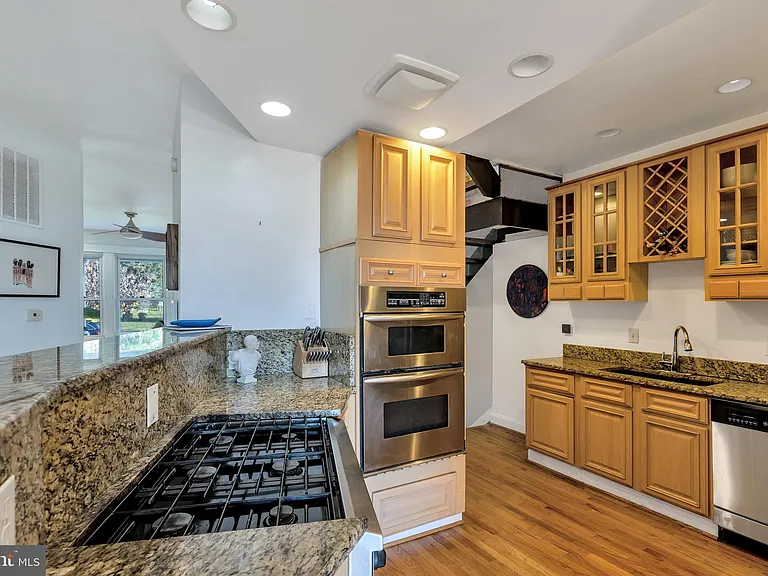 4622 New Hampshire Ave NW — Photo 7