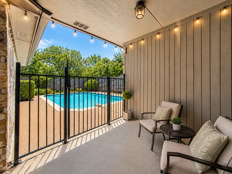 3321 Hazlewood Ct — Photo 38
