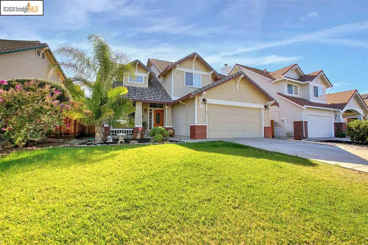 535 Canyonwood Dr photo 1