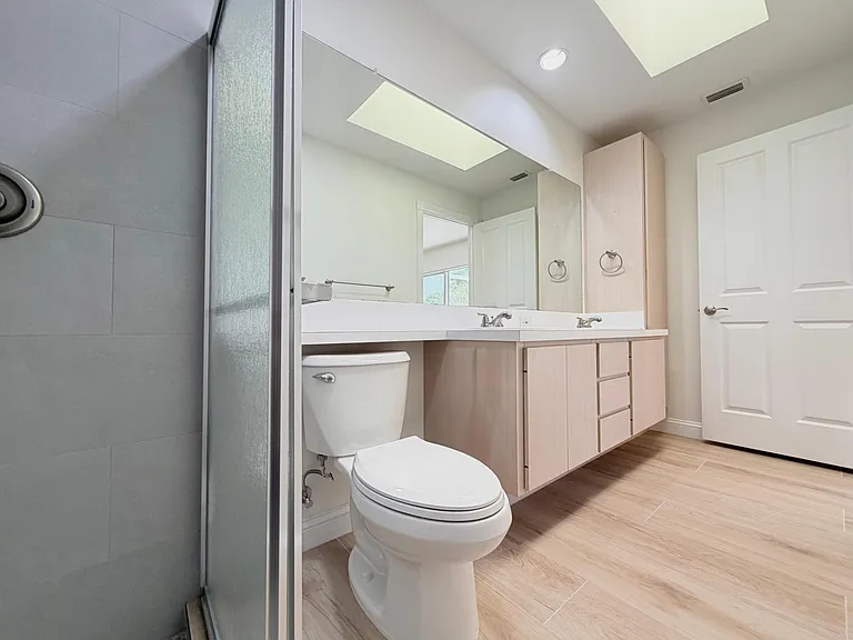 6104 Red Oak Ct — Photo 22