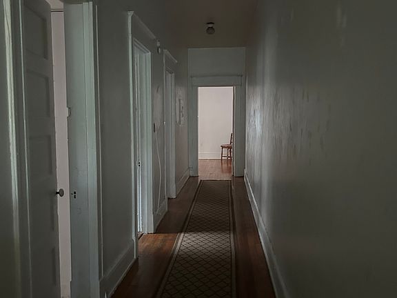 4th image of 2410 E Marshall St APT 3
