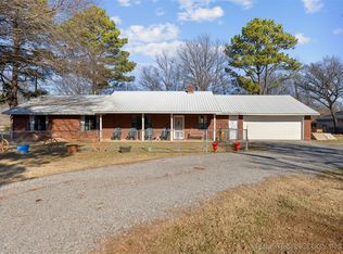 155 Hollis Rd, Hartshorne, OK 74547