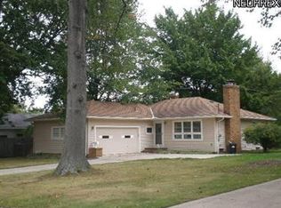 1325 Marview Dr, Westlake, OH 44145