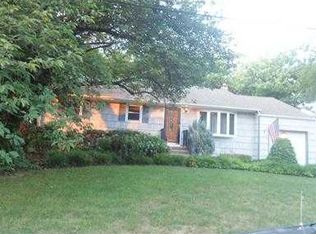 34 Franklin St, Piscataway, NJ 08854