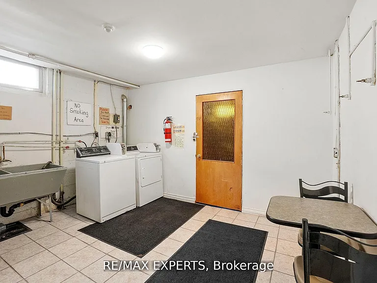 3261A Lake Shore Blvd W #102 — Photo 11