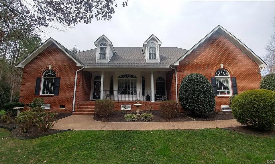 1st image of 4850 Fox Lair Ct