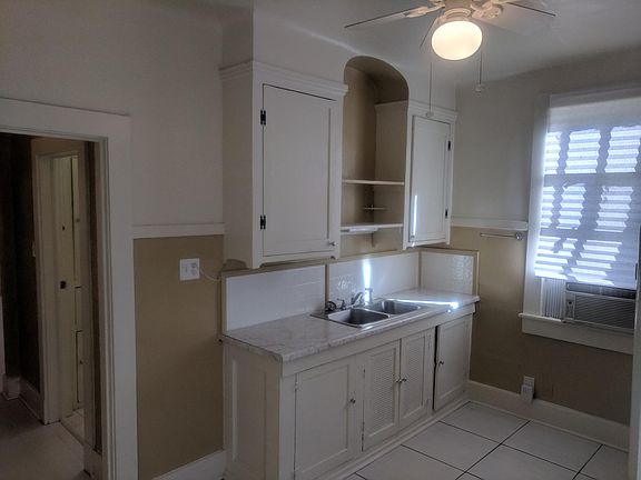 5th image of 2234 Burgundy St