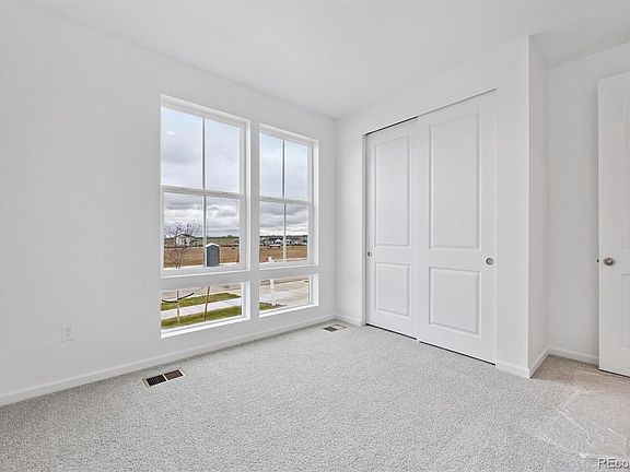4th image of 309 Spruce Street