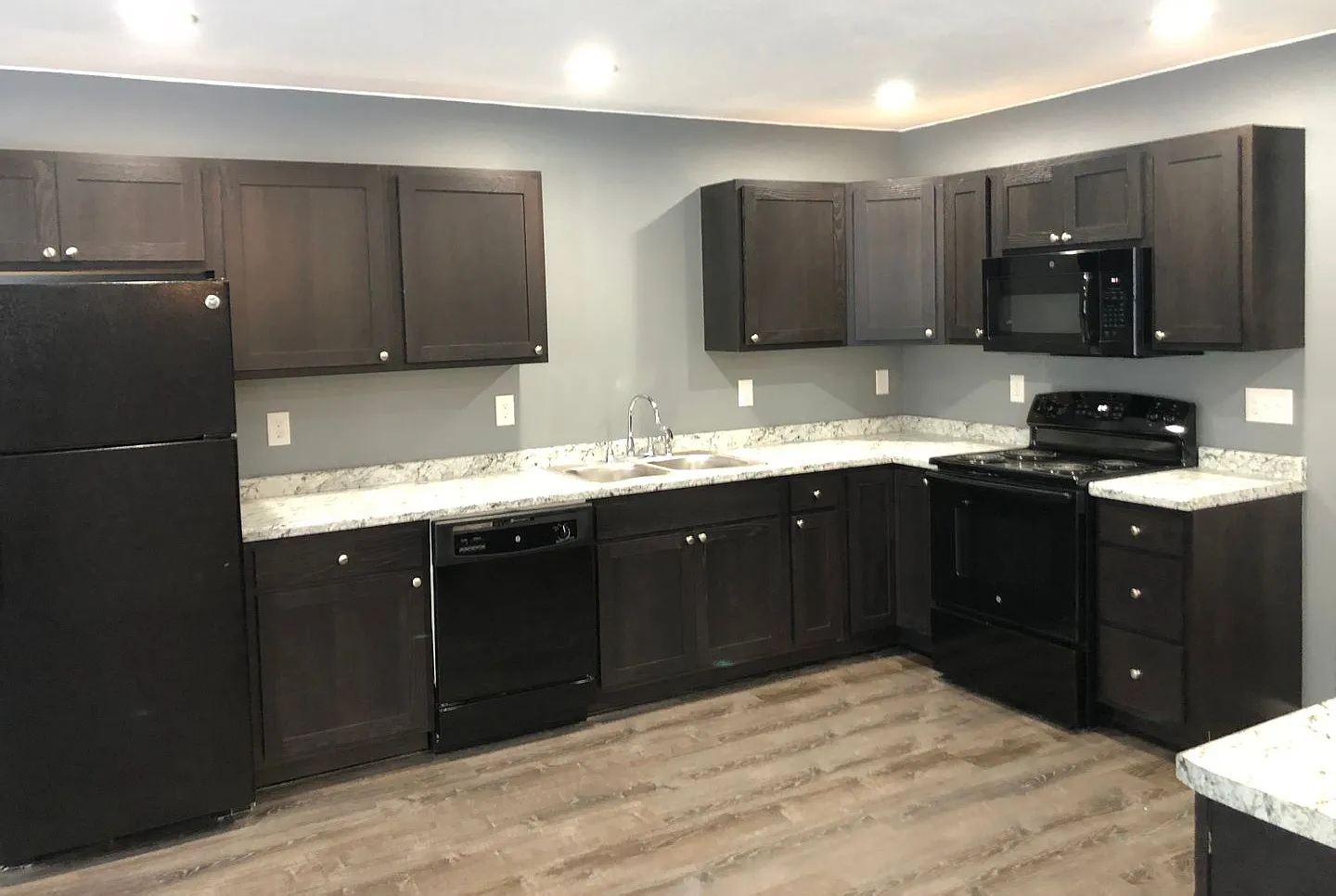 3 Bedroom Duplex — Photo 1