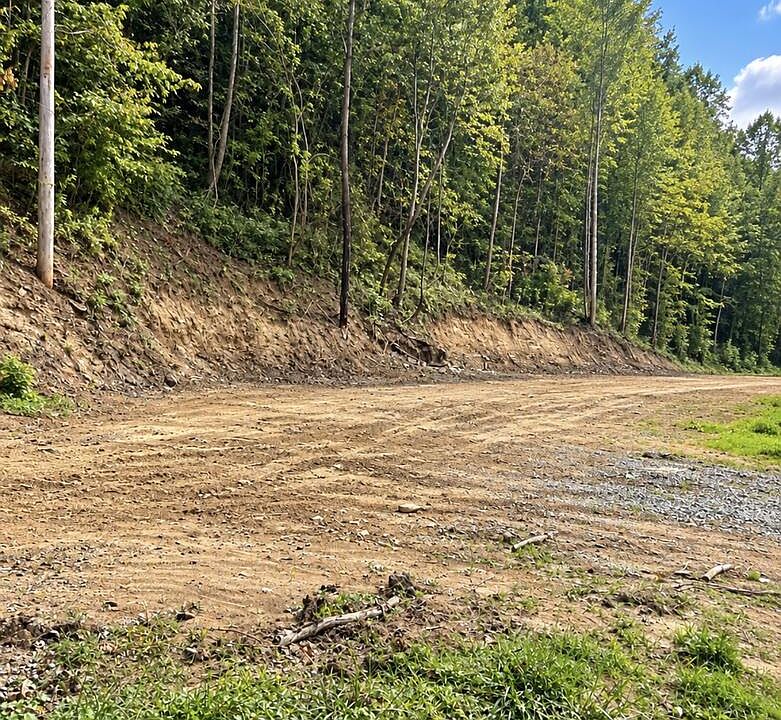 1st image of 16860 Bent Mountain Rd