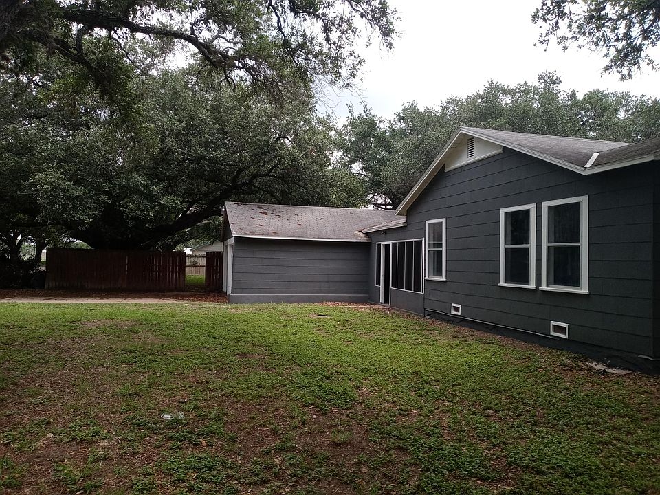 736 SW 9th St, Premont, TX 78375 Zillow