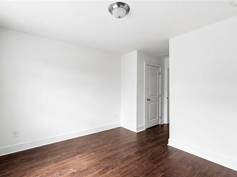 1881 Plainsboro Dr — Photo 12