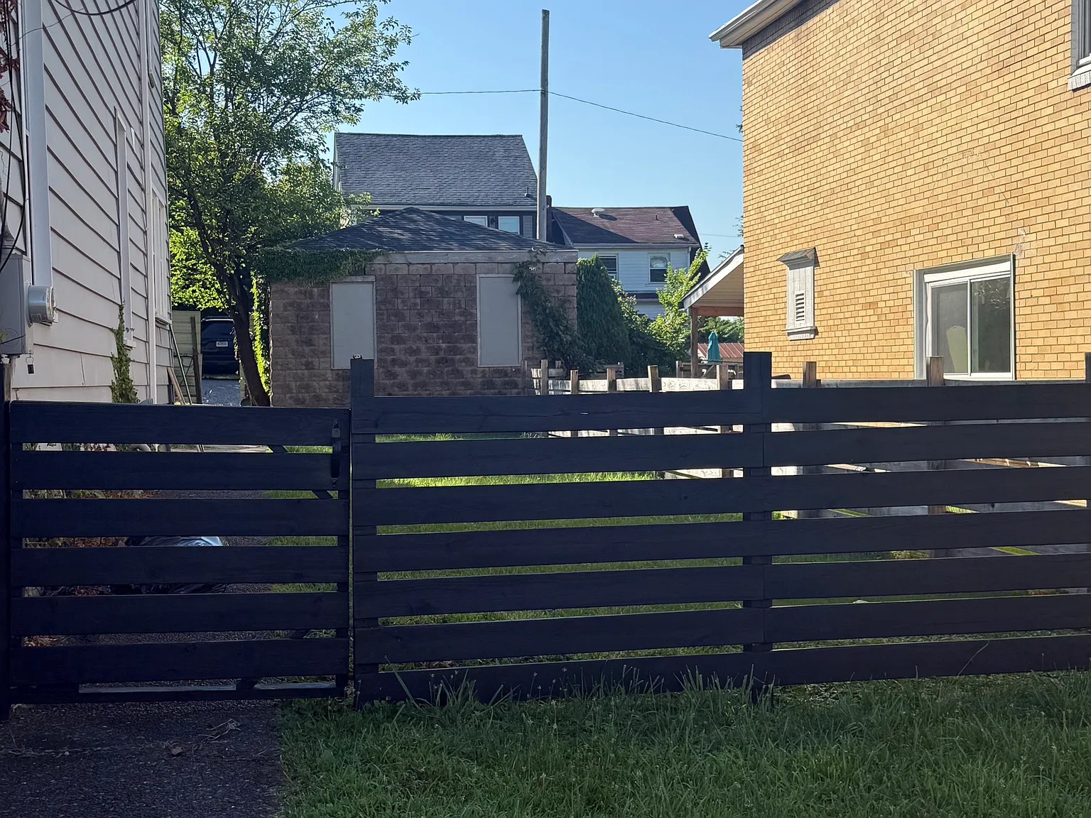 3 bed, $1,650 — Photo 2