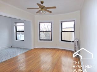 6812 N Lakewood Ave APT 1C, Chicago, IL 60626