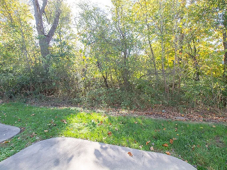 4612 Dehaven Dr — Photo 41