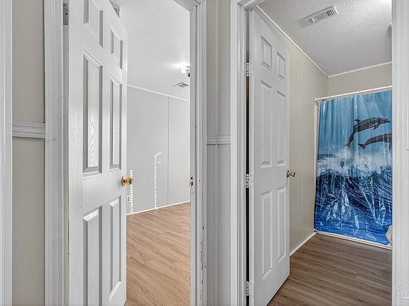 4th image of 5509 Sunkist Cir