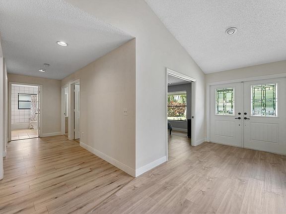 2nd image of 891 Citrus Place
