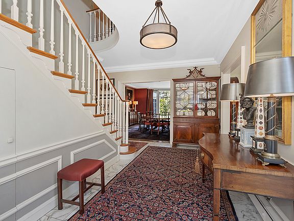 4th image of 511 Kenilworth Ave
