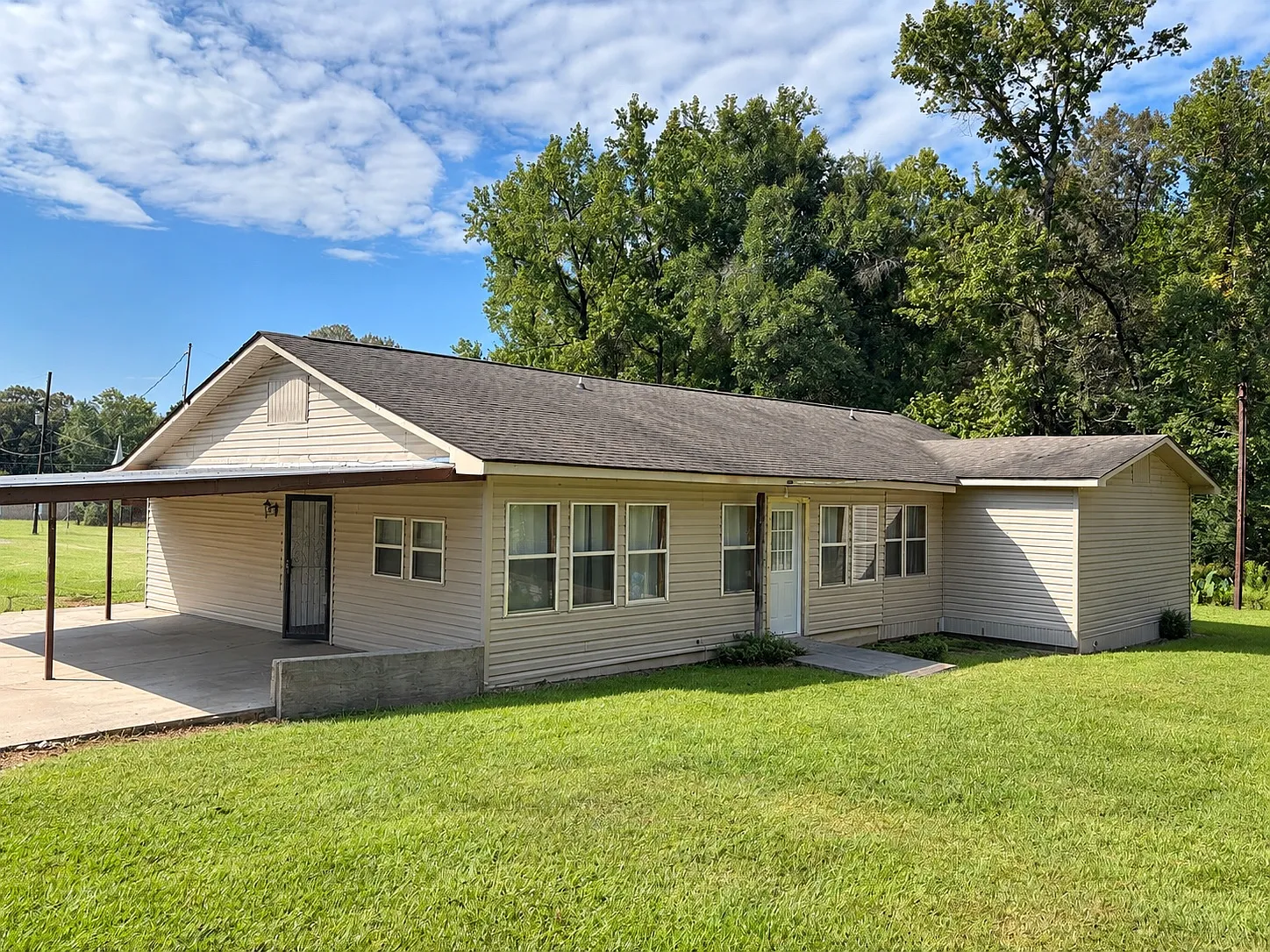 3 bed, 2174 sqft, $1,450 — Photo 4