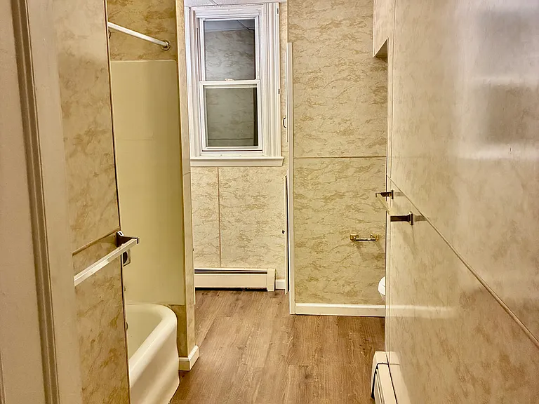 72 Main St #9 — Photo 4