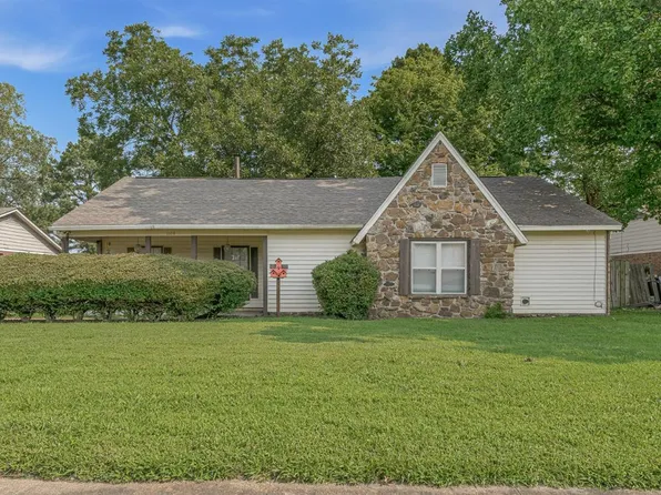 1108 Mayfair Ln, Blytheville, AR 72315