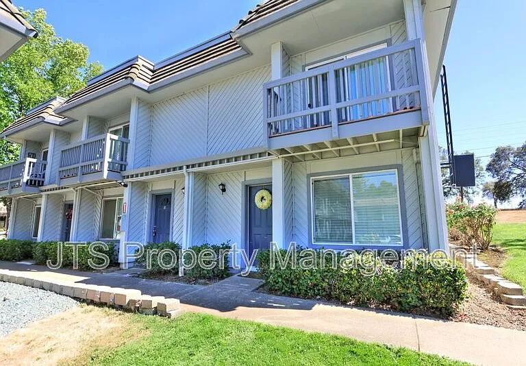 2515 Merrychase Dr #S — Photo 36