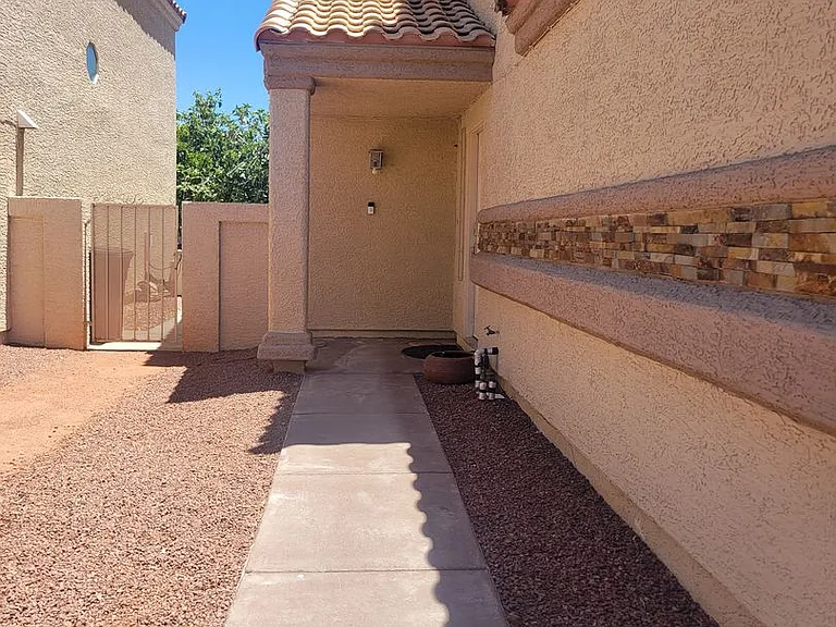 1520 Pacific Terrace Dr — Photo 5