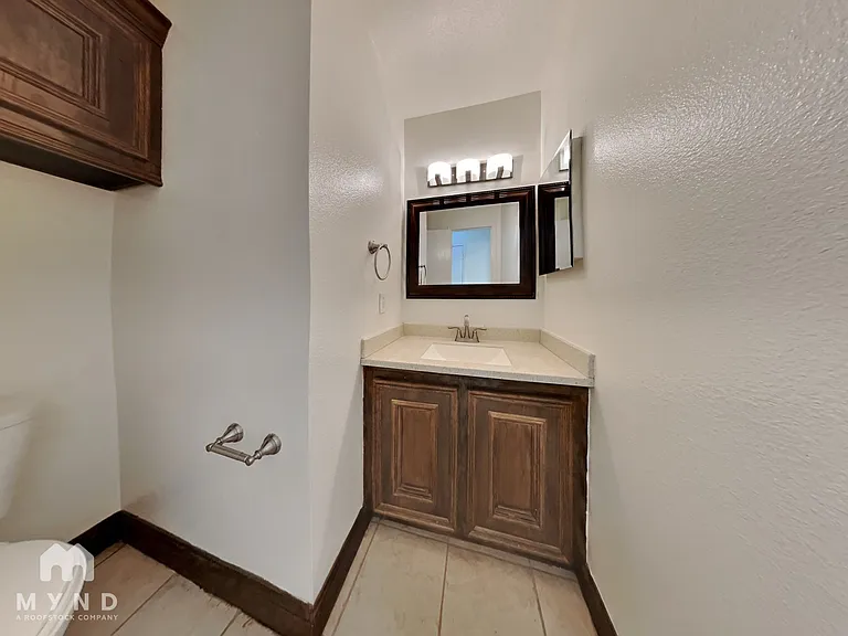 3338 Becker Glen St — Photo 20