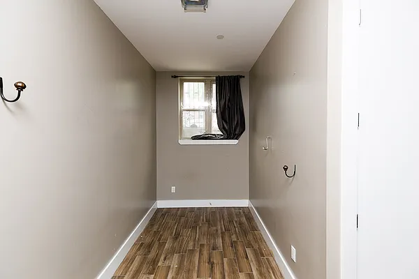 Rented by Nooklyn NYC LLC | media 16