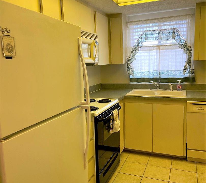 3652 Lake Bayshore Dr 317, Bradenton, FL 34205 Zillow