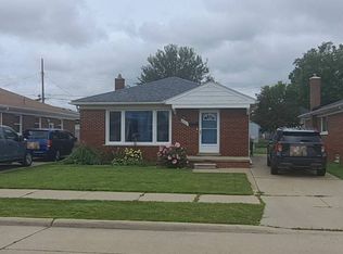 4264 18th St, Wyandotte, MI 48192