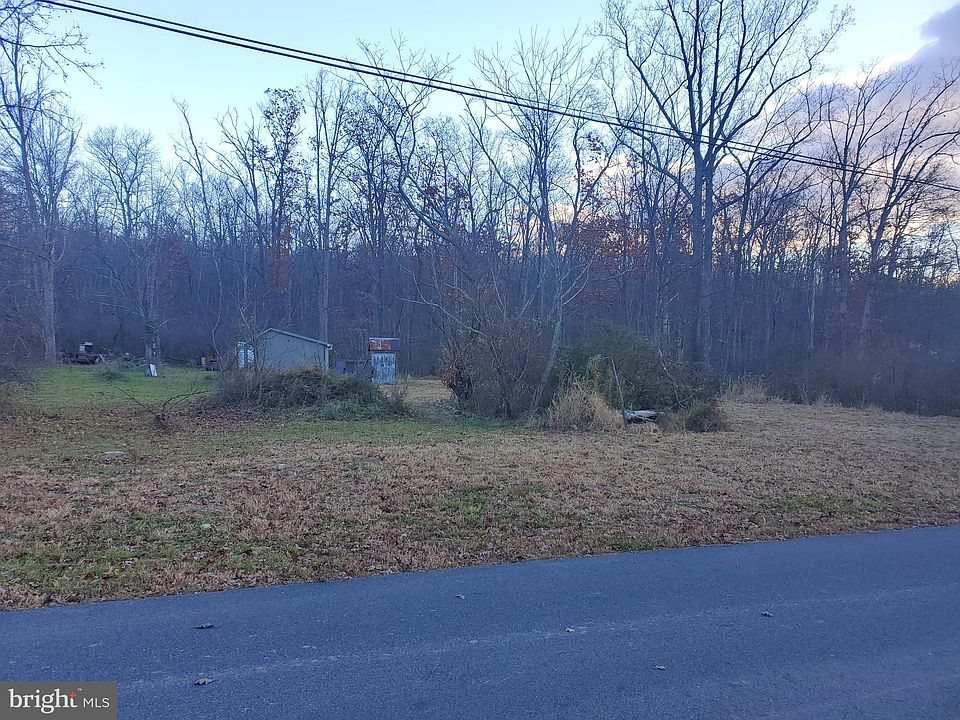 2nd image of 1370 N Harmon Rd