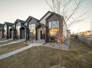 2934 E 47th St S, Lethbridge, AB T1K8J6