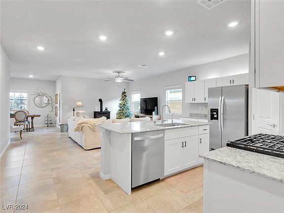 4th image of 7198 Liberty Landing St